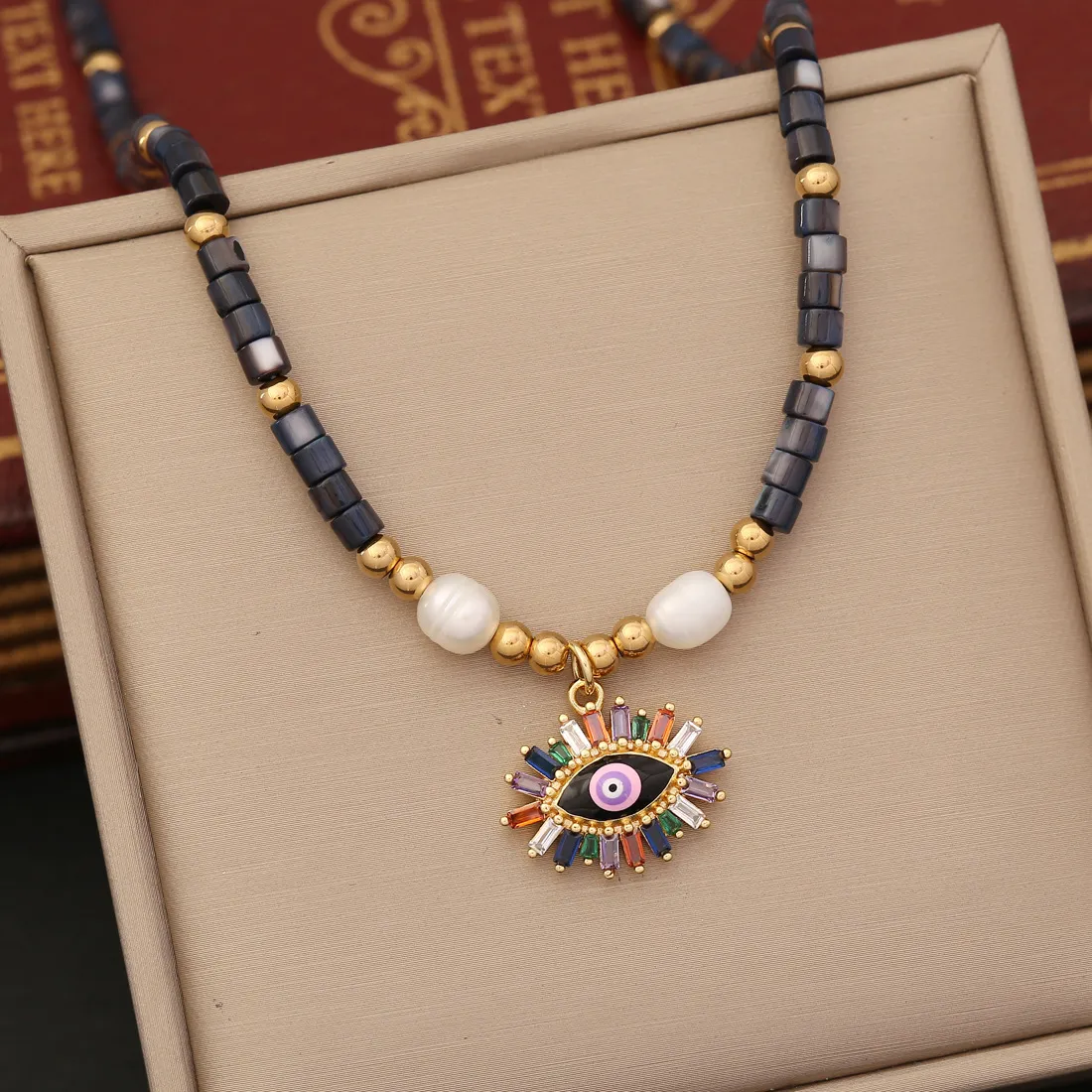 Women'S Fashion Multicolor Natural Pearl Zircon Eye Pendant Necklace