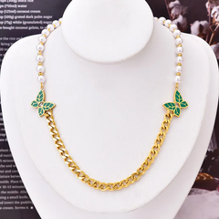Women'S Fashion Green Leaf Pattern Diamond Butterfly Titanium Steel Necklace