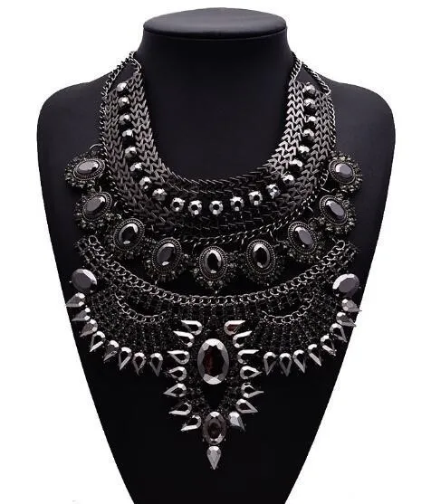 Exaggerated Metal Vintage Diamond Large Jewel Necklace