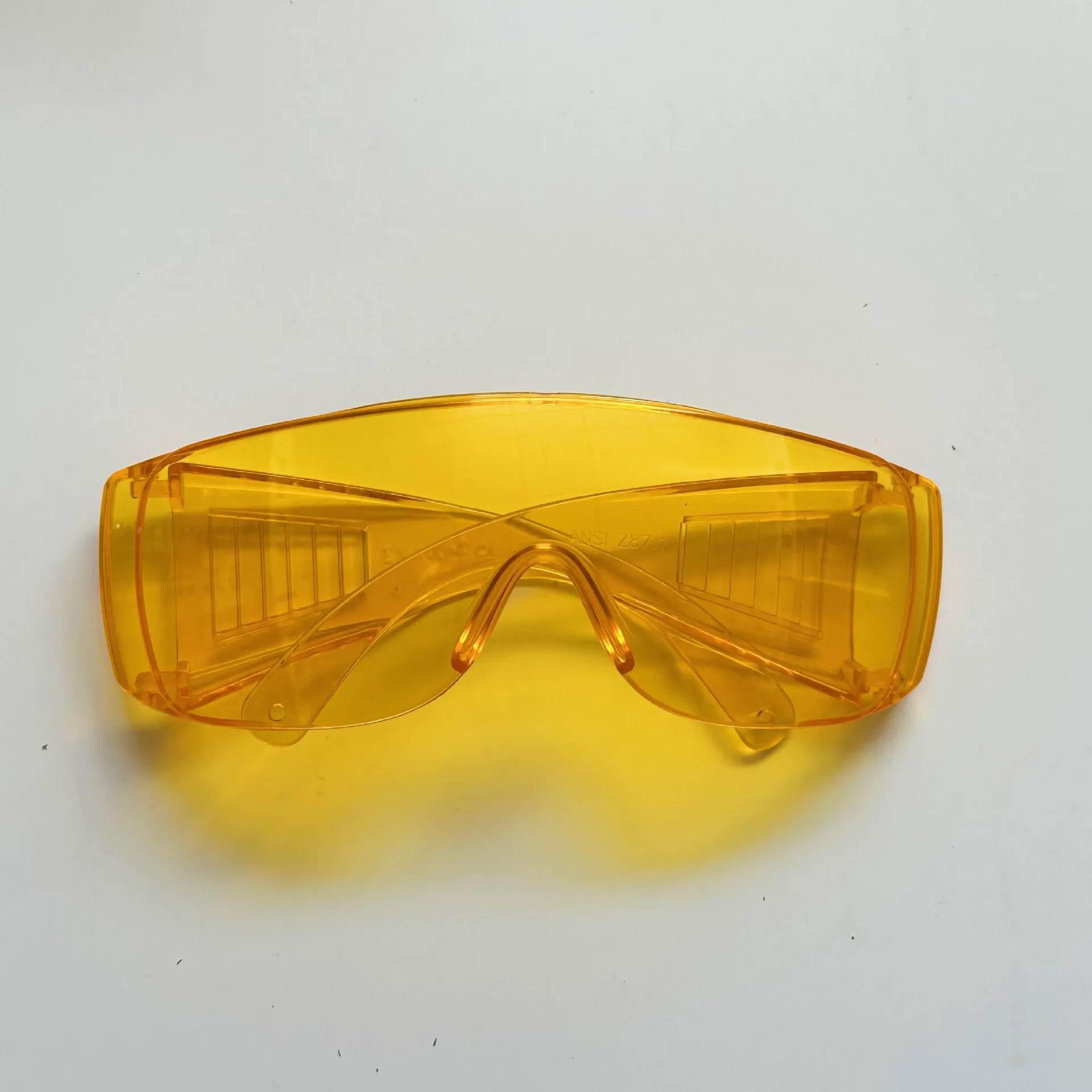 Women Simple Creative Color Blinds Goggles Splash-Proof Sand-Proof Safety Mirror