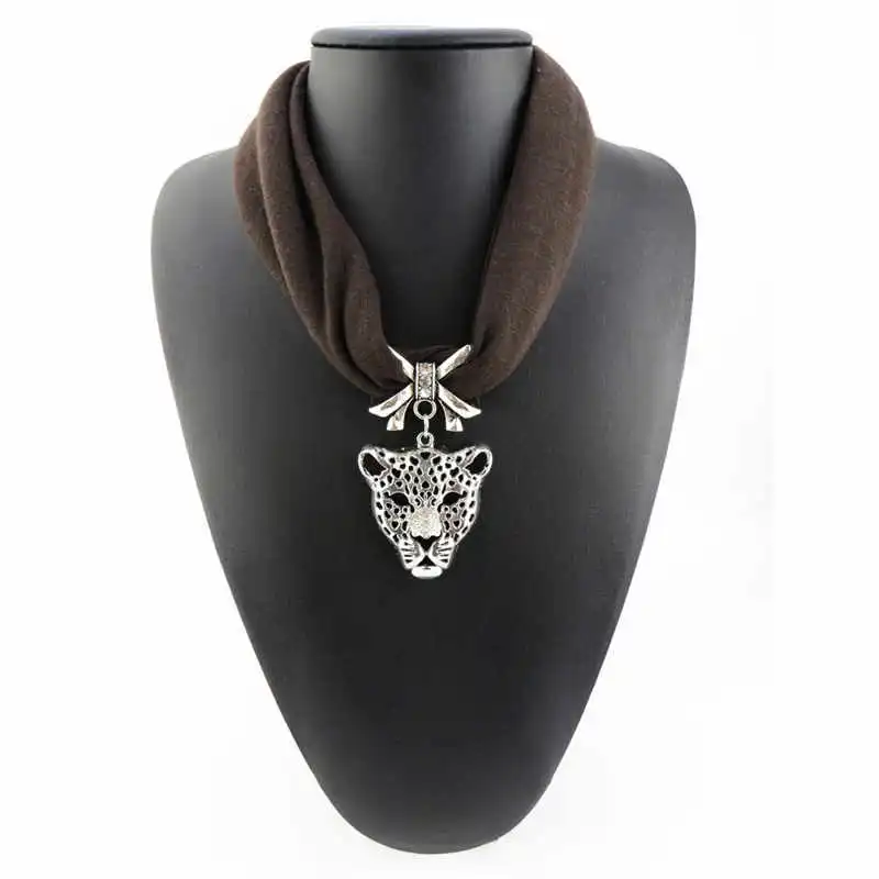 Lady Unique Leopard Alloy Pendant Polyester Scarf Necklace