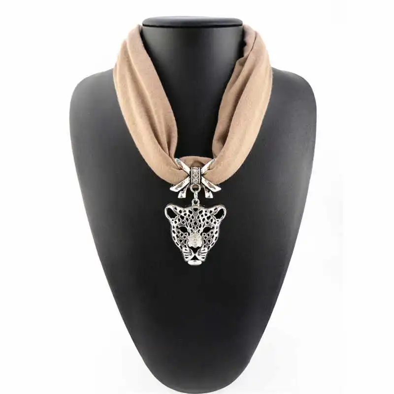Lady Unique Leopard Alloy Pendant Polyester Scarf Necklace