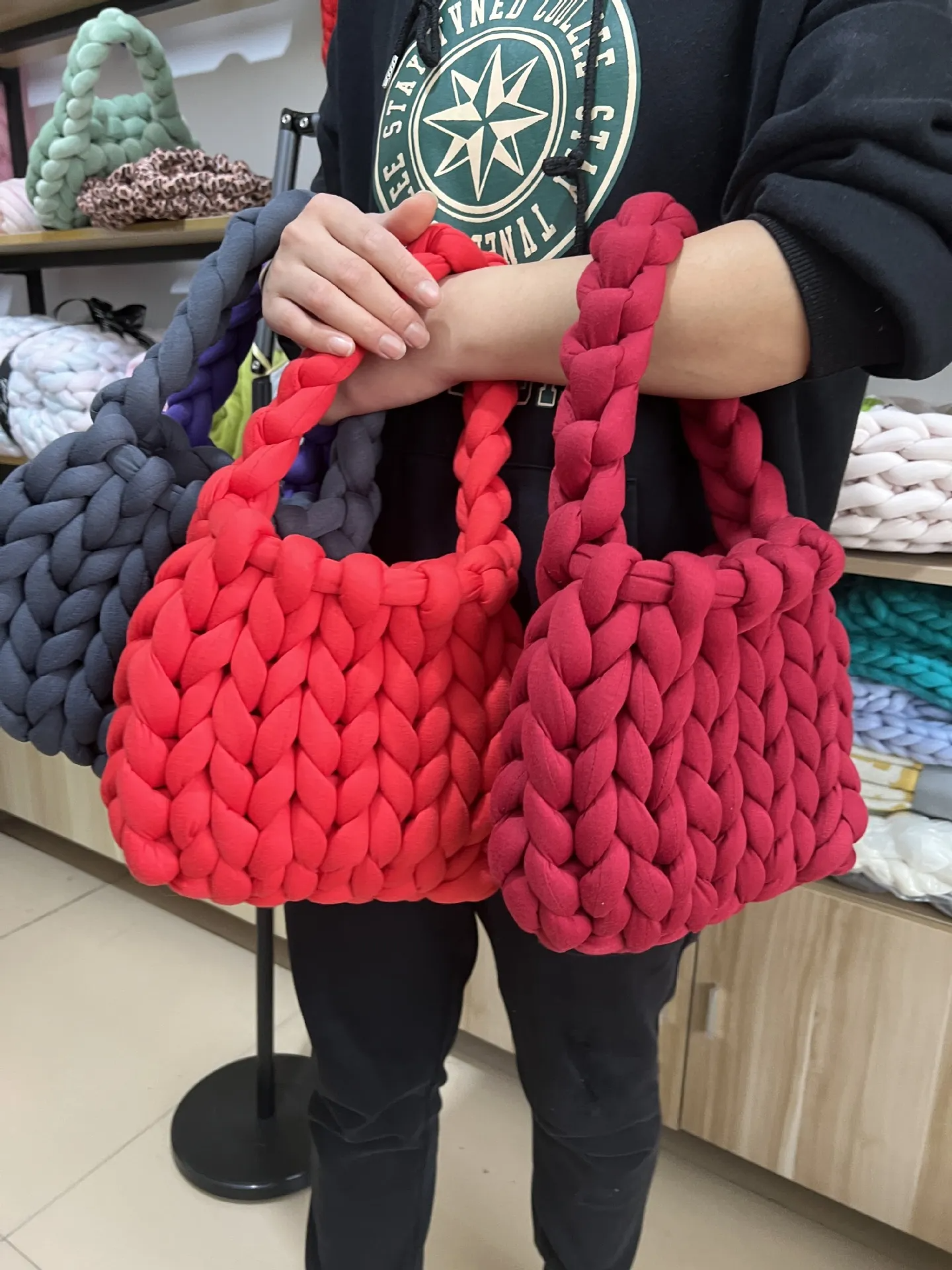 omen Fashion Solid Color Hand-Woven Wool Handbag