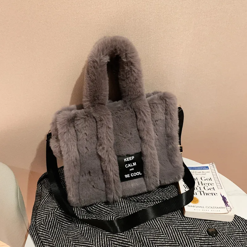 Women'S Fashion Plush Solid Color One Shoulder Design Handbag