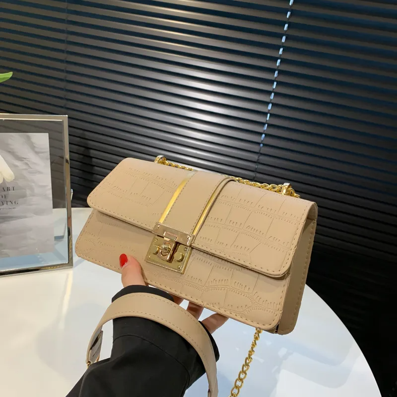 Women Fashion Simple Chain Stone Pattern Commuter Shoulder Bag