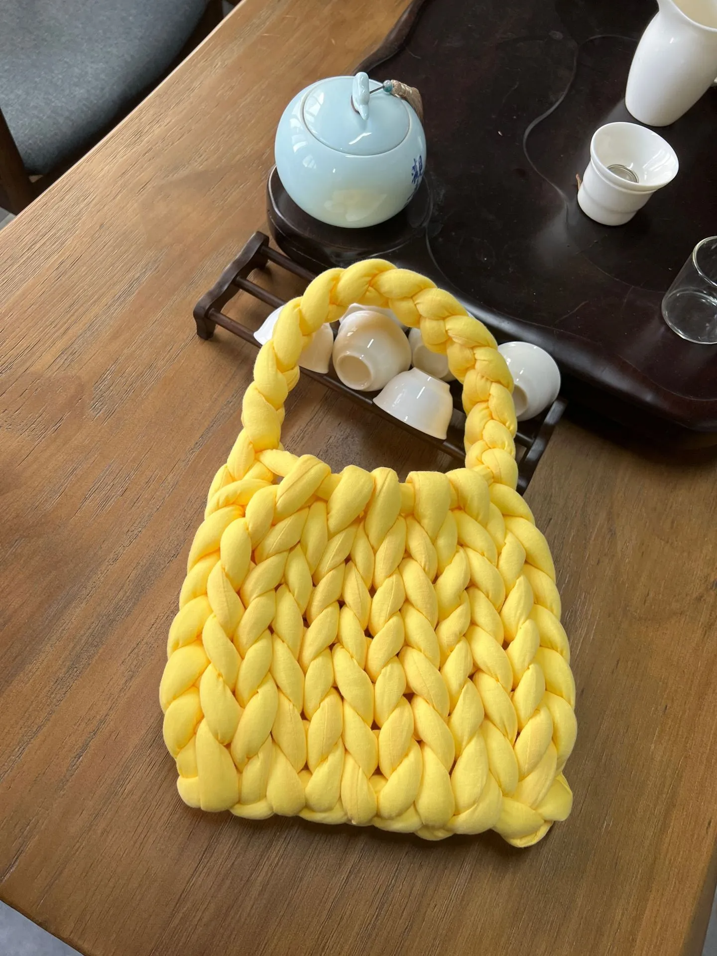 omen Fashion Solid Color Hand-Woven Wool Handbag