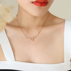 Women Fashion Lava Shape Design Water Drop Pendant Titanium Steel 18K Gold Plated Clavicle Chain