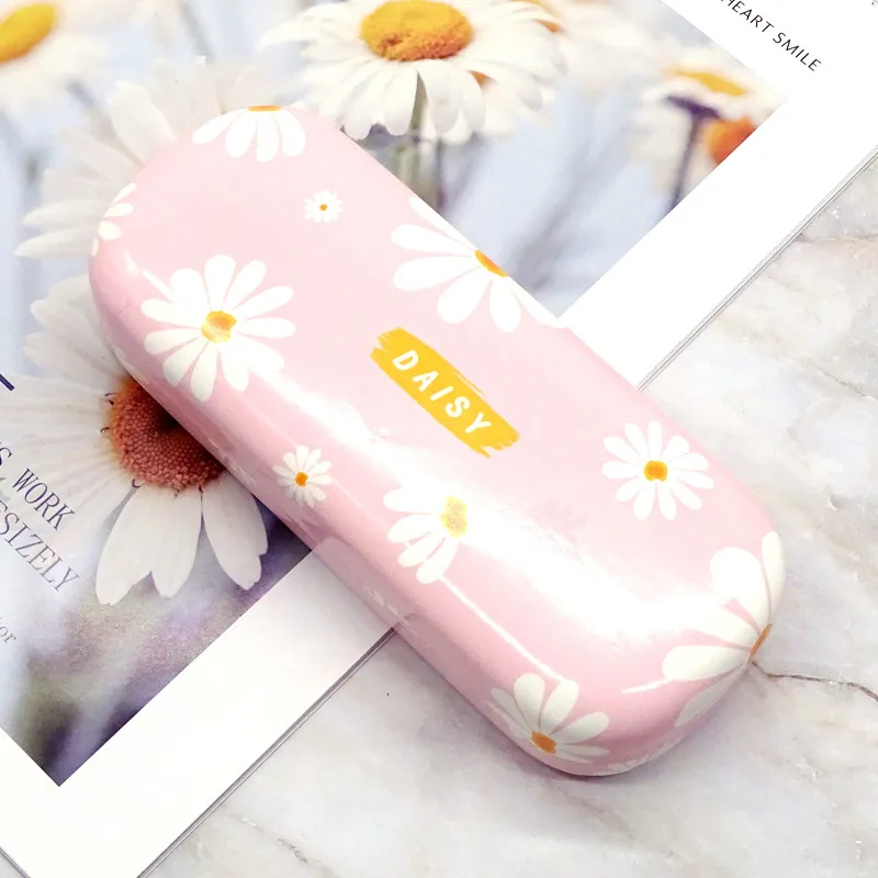 Fashion Casual Creative Storage Solid Color Letter Daisy PU Protection Glasses Case