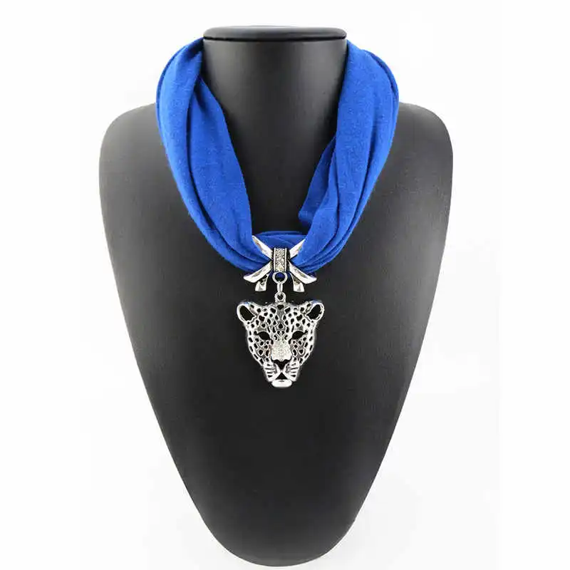 Lady Unique Leopard Alloy Pendant Polyester Scarf Necklace