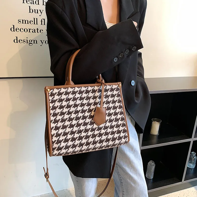 Women Fashion Casual Solid Color PU Printed Large Capacity Zipper Clutch Satchel Bag