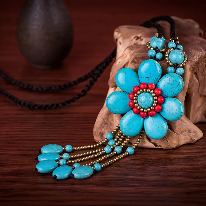 Women'S Vintage Boho Semi-Precious Stone Wax Rope Hand Woven Floral Necklace