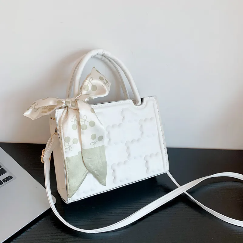 Women'S Fashion Creasing Design Silk Scarf Solid Color Portable Small Square Bag
