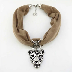Lady Unique Leopard Alloy Pendant Polyester Scarf Necklace