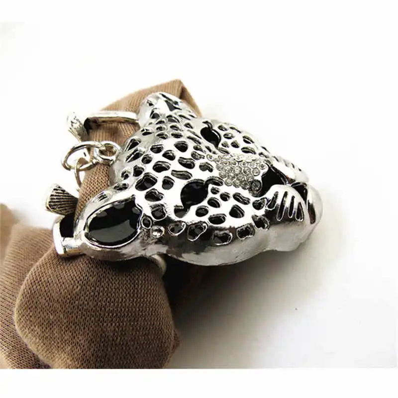 Lady Unique Leopard Alloy Pendant Polyester Scarf Necklace