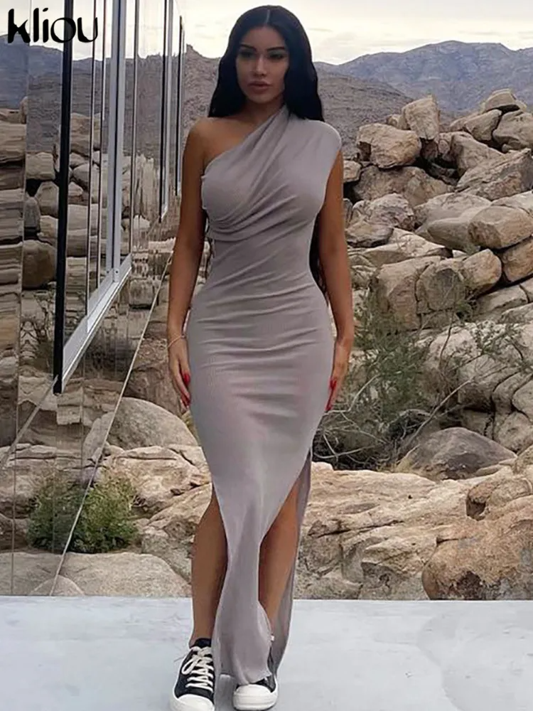 Women Edgy Basic Solid Color Elegant One Shoulder Sleeveless Side-Slit Maxi Dress