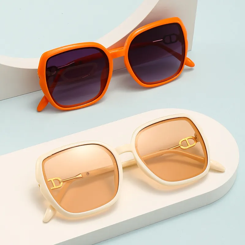 Women'S Fashion Retro Colorful Large Square Frame Metal Sunglasses