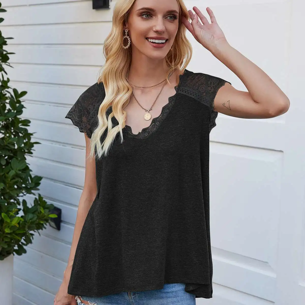 Women V-Neck Short-Sleeve Lace Patchwork Loose Blouse