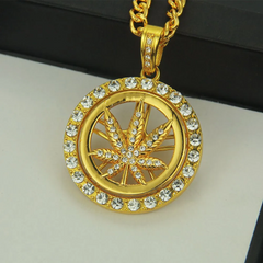 Unique Maple Leaf Design Alloy Lucky Wheel Pendant Men Necklace