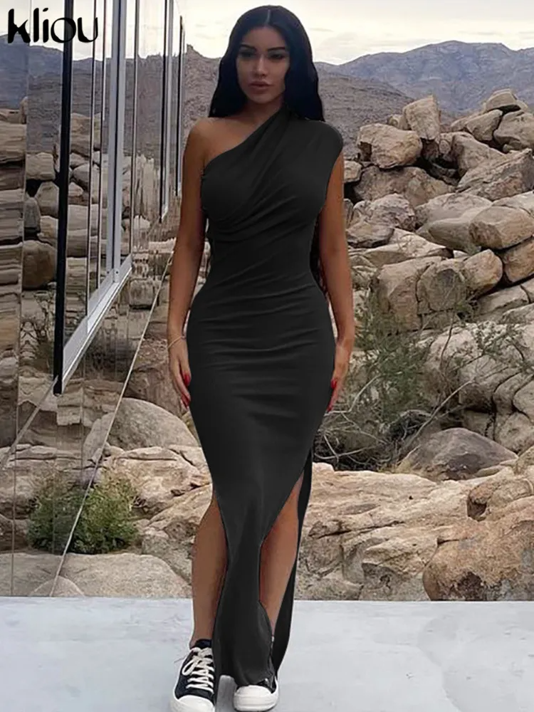 Women Edgy Basic Solid Color Elegant One Shoulder Sleeveless Side-Slit Maxi Dress